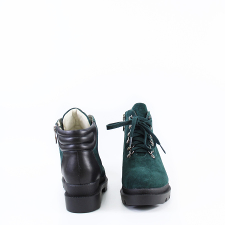 Зеленые ботинки с кожаной пяткой